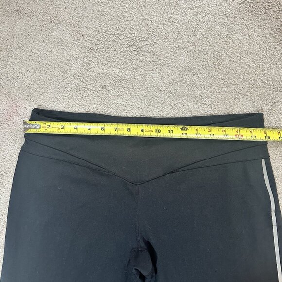 Nike Dri Fit Leggings Women’s XL Black With Gray Side Stripe Capri Length - Picture 4 of 9
